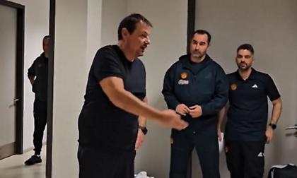 Αταμάν στα αποδυτήρια: «Δέκα χιλιάδες οπαδοί έβριζαν τη μητέρα μου, σας ευχαριστώ που απαντήσατε στο παρκέ»