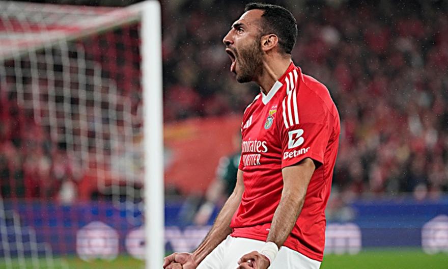 Στάζει μέλι για Παυλίδη ο Μουρίνιο: «Είναι σπουδαίος παίκτης, μου αρέσει πολύ και όχι μόνο επειδή σκοράρει»