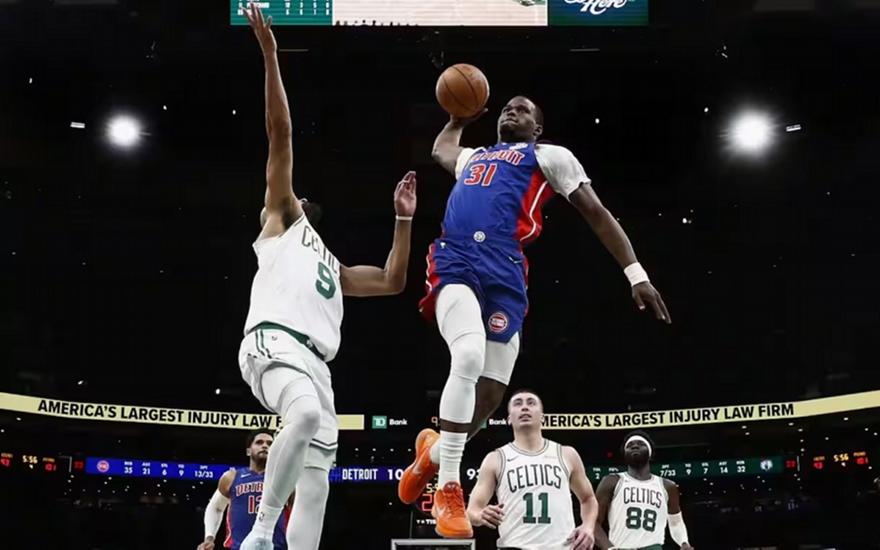 ΝΒA Top 10: Ιπτάμενος Τζαβόντε Γκριν