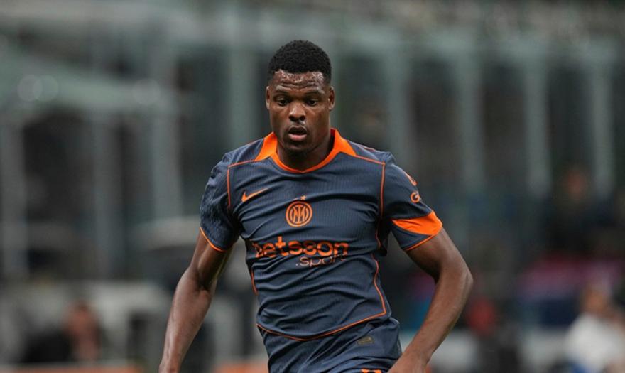 Έκανε επέμβαση ο Ντούμφρις, ψάχνεται για δεξί φουλ μπακ η Ίντερ