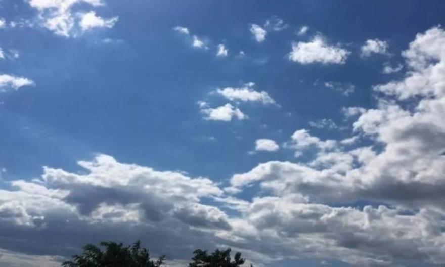 Καιρός: Αίθριος με ομίχλες και παγετό στα βόρεια