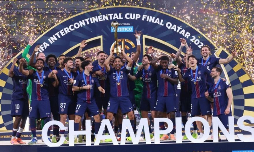 Η Παρί έγινε μόλις η τρίτη ομάδα στον 21ο αιώνα που κατακτά 6 τρόπαια σε ένα ημερολογιακό έτος