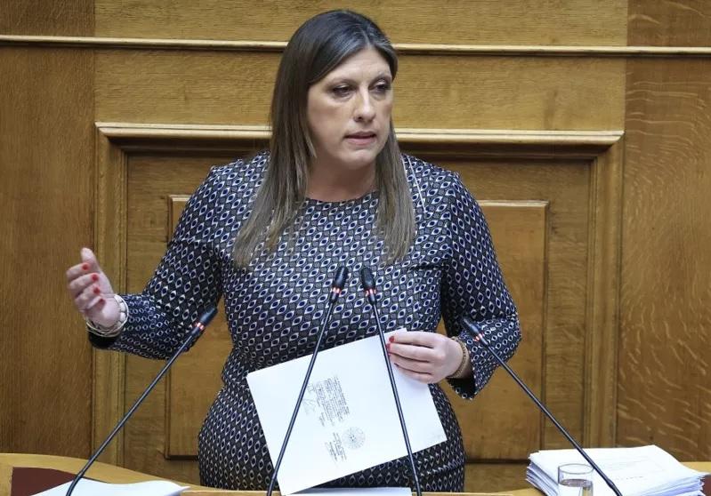 «Πόλεμος» στην εξεταστική: Η Κωνσταντοπούλου τραβούσε βίντεο μέσα στην αίθουσα – Τι είπε για την ΜΚΟ