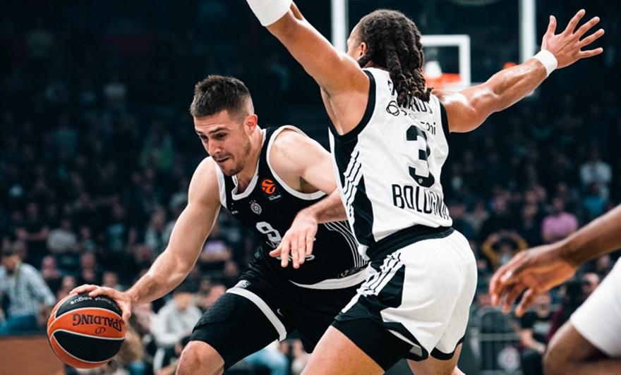 Αθεράπευτη Παρτίζαν, διασύρθηκε από την Βίρτους στο Βελιγράδι