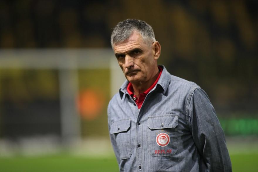 Νικολακόπουλος: «Ο Μεντιλίμπαρ δεν καταλαβαίνει από αυτά…»