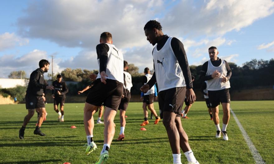 Έμφαση στην τακτική με δύο προβλήματα στον ΟΦΗ