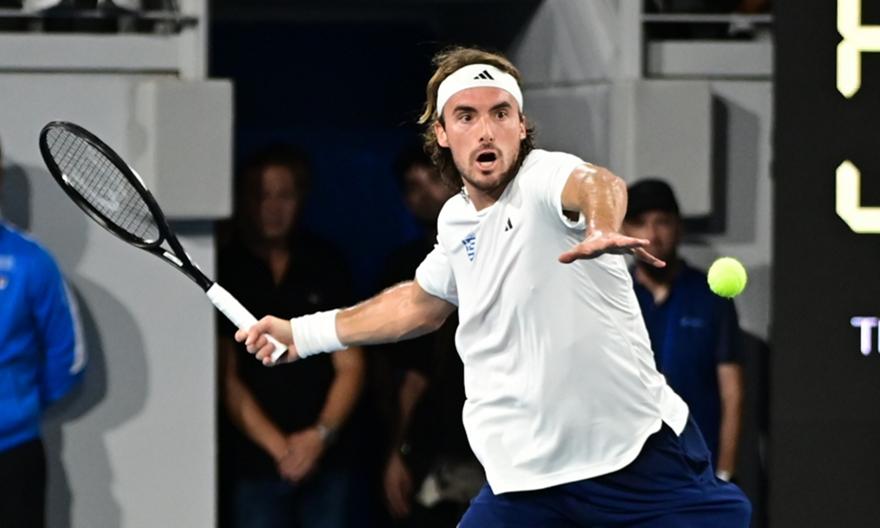 Νέα ανάρτηση από Τσιτσιπά: «Χωρίς κόσμο, κανένα πρόβλημα. Παίζω πρώτα για τον εαυτό μου»