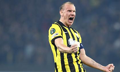 Βάζει ξανά στο παιχνίδι την ΑΕΚ ο Βίντα!