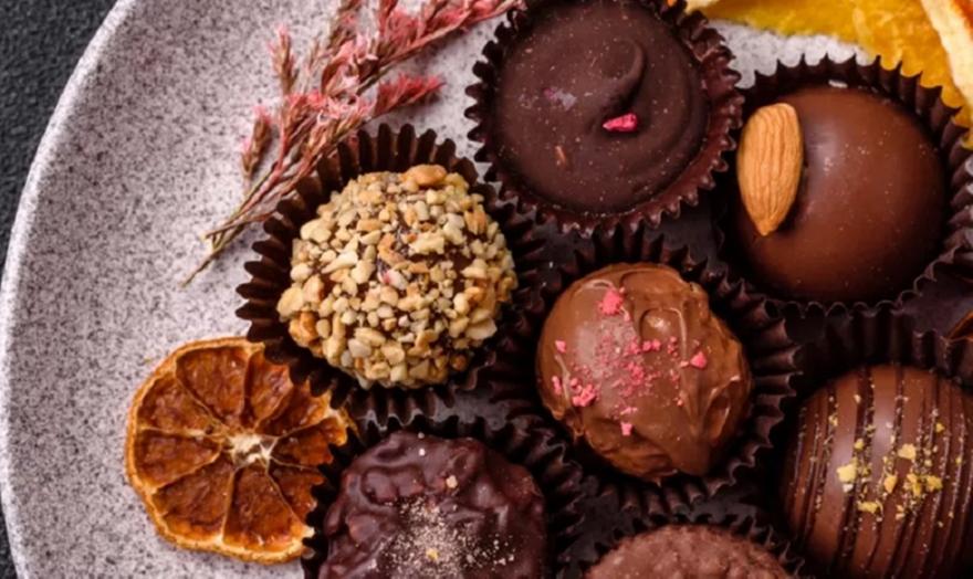 Εορτολόγιο: Ποιοι γιορτάζουν σήμερα, 19 Δεκεμβρίου