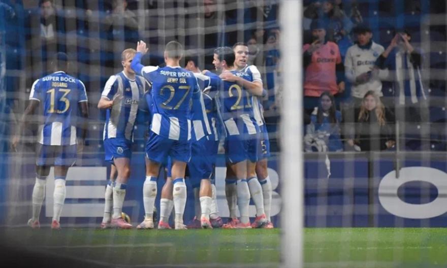 Σάρωσε τη Φαμαλικάο και πήγε οκτάδα η Πόρτο