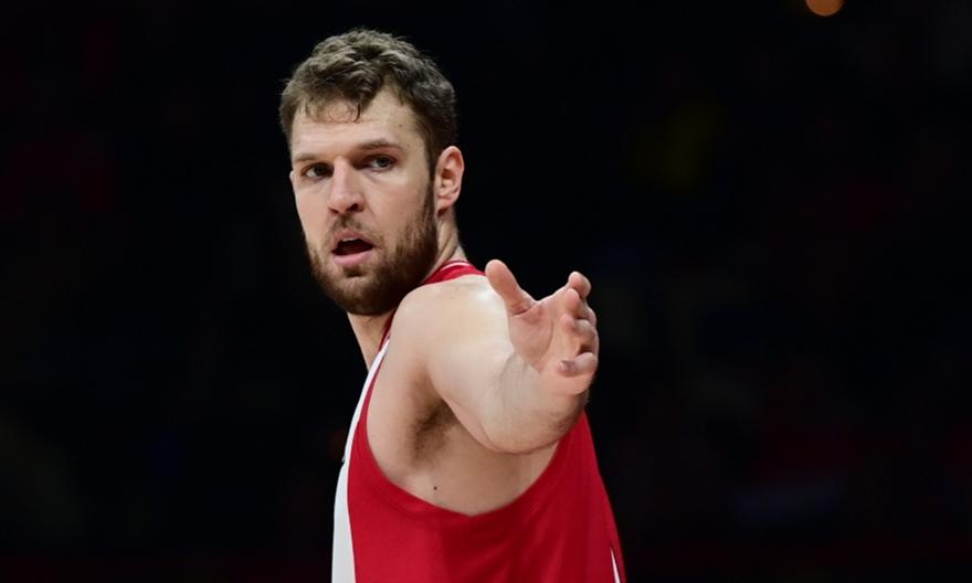 Βεζένκοφ: «Μπορούμε να παίξουμε καλά - Θα μας βοηθήσει πολύ ο Μόρις»