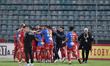 Μαρτίνες τιμωρός και ξανά σε τροχιά 4άδας ο Βόλος!