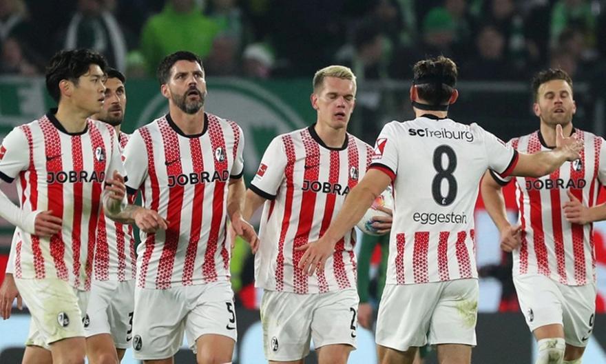 Η Φράιμπουργκ πήρε τη ματσάρα με τη Βόλφσμπουργκ, χαμένη ευκαιρία για Στουτγκάρδη και Άιντραχτ στη μάχη της τετράδας