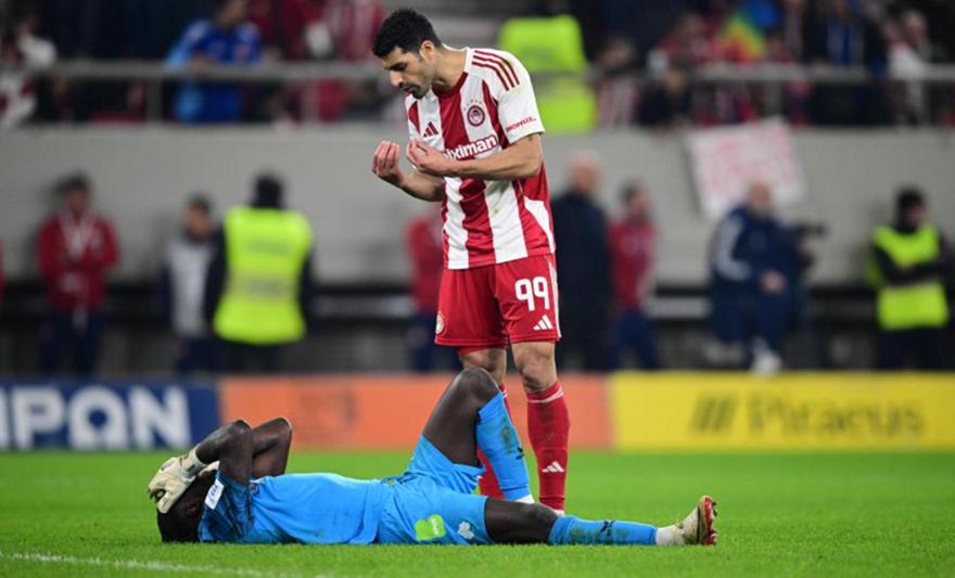 Χριστόγλου: «Κωμωδία, ρεσιτάλ από τον τερματοφύλακα της Κηφισιάς»