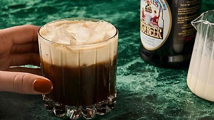 White Russian χωρίς αλκοόλ: Ένα πλούσιο χειμωνιάτικο κοκτέιλ για όλους