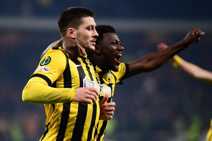 Τσακίρης: «Η ΑΕΚ έχει την ευκαιρία να κάνει σούπερ γιορτές, ούσα στην πρώτη θέση της βαθμολογίας»