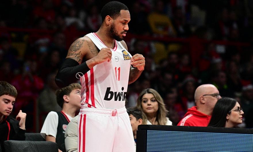 Ντεμπούταρε με τον Ολυμπιακό ο Μόρις