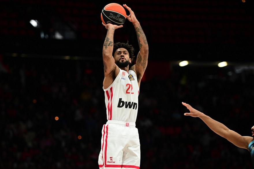 Μυθικό δεκάλεπτο Ντόρσεϊ και ρεκόρ καριέρας με τον Ολυμπιακό