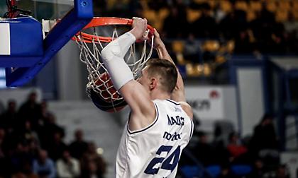 Επέστρεψε στις νίκες με 100άρα η Καρδίτσα και βύθισε το θλιβερό Μαρούσι