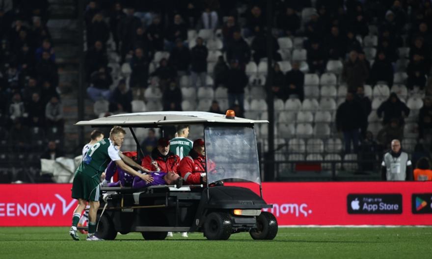 Αποχώρησε με φορείο μετά από σύγκρουση με τον Σφιντέρσκι ο Παβλένκα