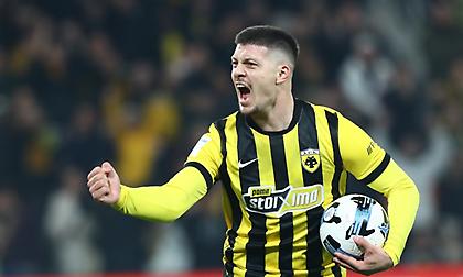 Ακυρώθηκε για επιθετικό φάουλ στον Λίλο το γκολ της ΑΕΚ με τον Γιόβιτς