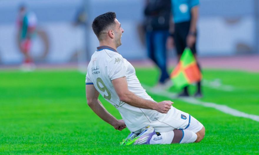 Πετάει στη Σαουδική Αραβία ο Κουλούρης: Έκανε χατ τρικ στην πεντάρα της ομάδας του!