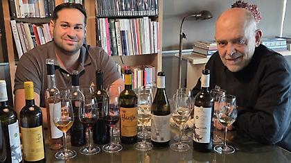 Ο Γιώργος Αντωνέλλος συναντά τον Στέλιο Παρλιάρο σε μια βραδιά αφιερωμένη στα κεφαλονίτικα κρασιά