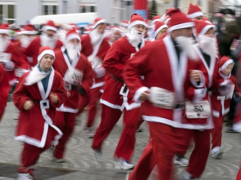 «Athens Santa Run 2025»: Προσωρινές κυκλοφοριακές ρυθμίσεις σήμερα, Κυριακή 21/12