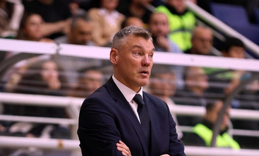 Εκνευρισμένος για τη συντριβή ο Γιασικεβίτσιους: «Δεν παίξαμε σοβαρά, πρέπει να παλεύουμε παραπάνω»