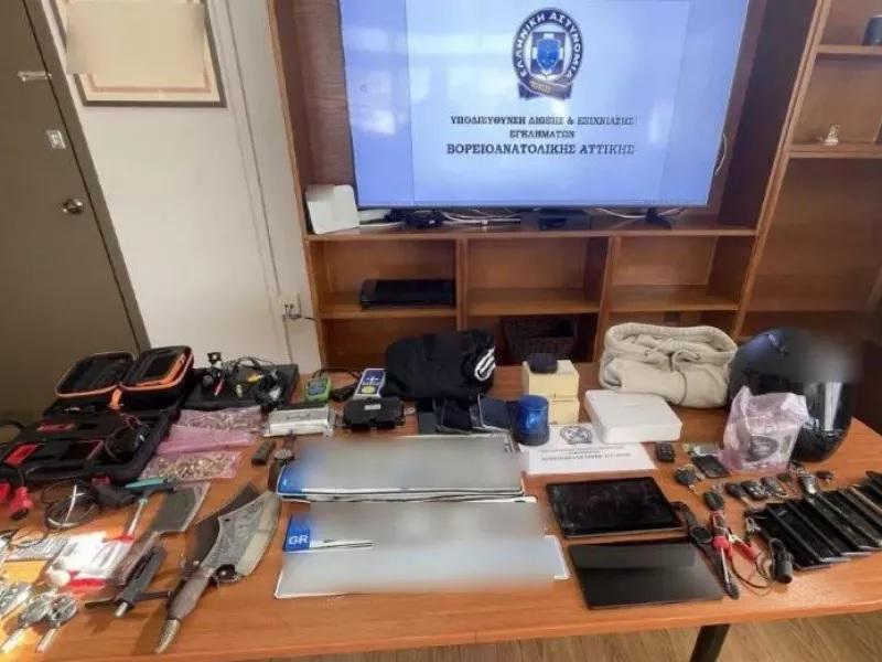 Κηφισιά: Χειροπέδες σε δύο άτομα για ένοπλη ληστεία με λεία 180.000 ευρώ - Έχουν συλληφθεί στο παρελθόν 19 φορές