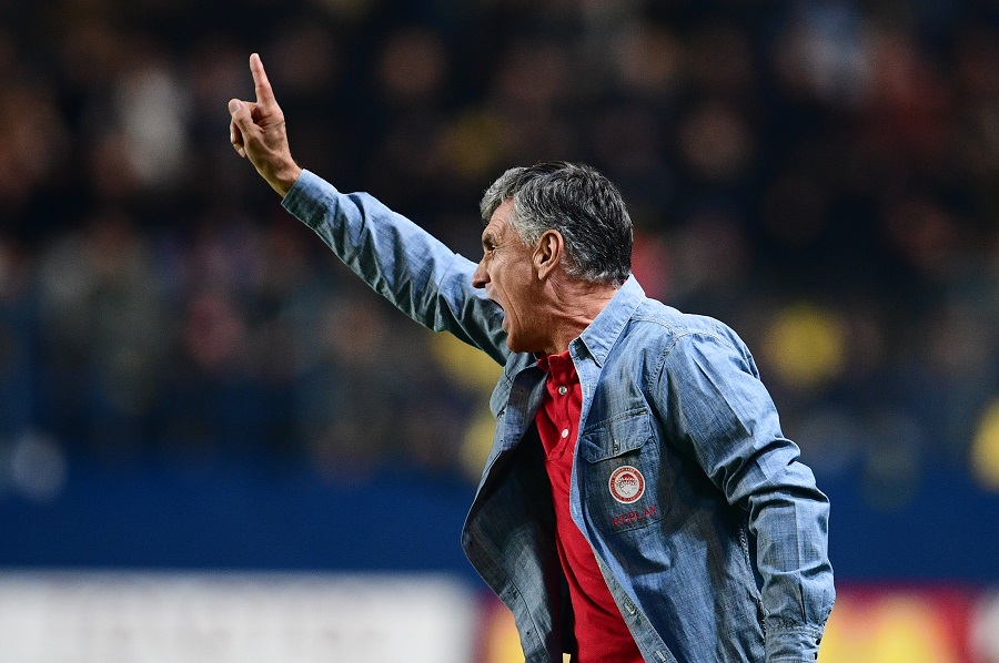 Ολυμπιακός: Αλλού χαλαροί, αλλού σκυλιά του πολέμου. Με αυτά τα μυαλά δεν το παίρνει!