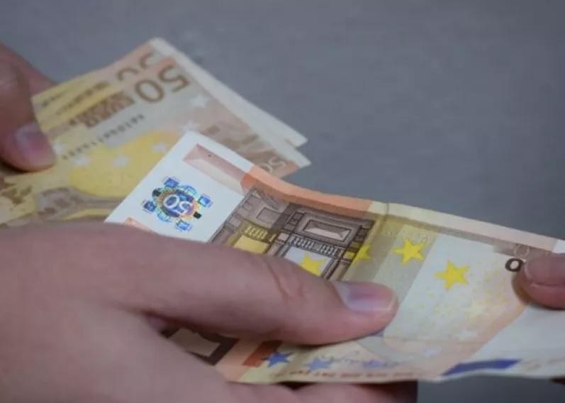 Ο «χάρτης» των πληρωμών από τον e-ΕΦΚΑ και τη ΔΥΠΑ από σήμερα Δευτέρα έως και την Τετάρτη 24/12