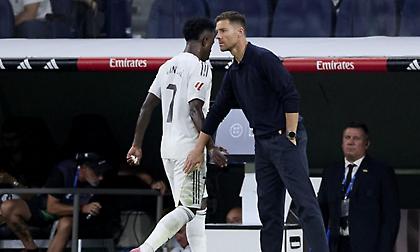 Ο κόσμος της Ρεάλ μίλησε: Στηρίζει Αλόνσο και θέλει να φύγει ο Βινίσιους