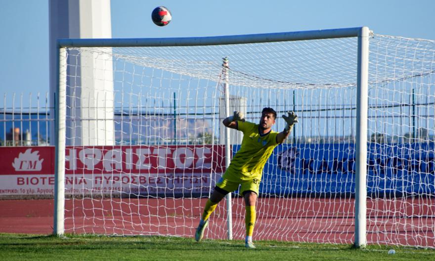 Προσφυγή από τον τερματοφύλακα του Αιγάλεω για την επίθεση που δέχθηκε από τον πρόεδρο