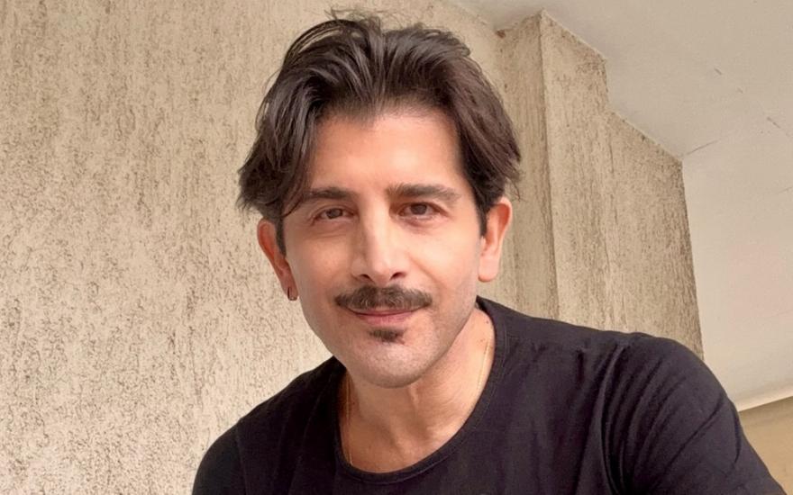 Χρήστος Σπανός: Κατέβηκε στο Πεδίον του Άρεως να δει τα φώτα και έγινε διακοπή ρεύματος!