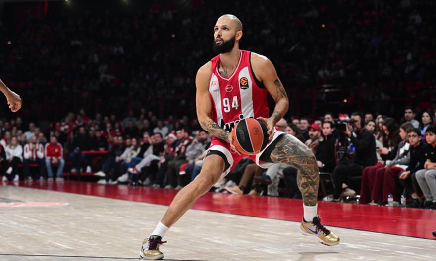 Ο Φουρνιέ επέλεξε «Άρχοντα των Δαχτυλιδιών» ως την καλύτερη ταινία για να δεις Χριστούγεννα!