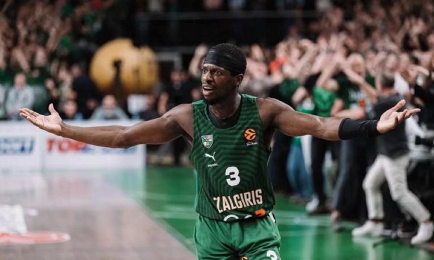 «Σύννεφα» για Φρανσίσκο στη Ζάλγκιρις: «Όλοι οι παίκτες πρέπει να παίζουν για την ομάδα»