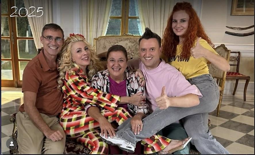 Στο παρά πέντε: Το πολυπόθητο reunion έγινε και το Χ στάθηκε με δάκρυα σε αυτούς που έφυγαν