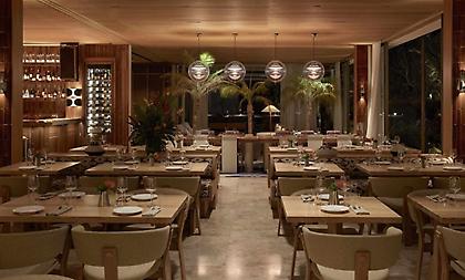 Bungalow 7: Γιορτινή έξοδος για ραβιόλι με αστακό και κοκτέιλ στα Αστέρια Γλυφάδας