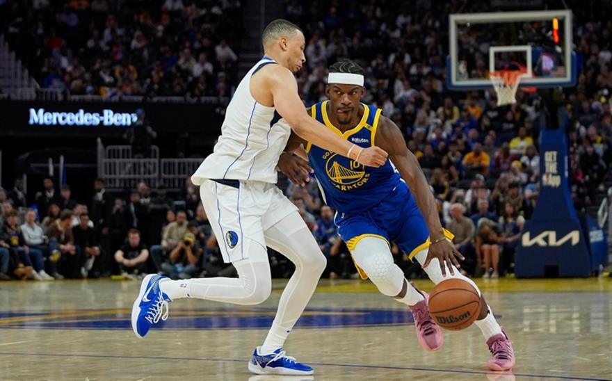 Γουόριορς-Μάβερικς