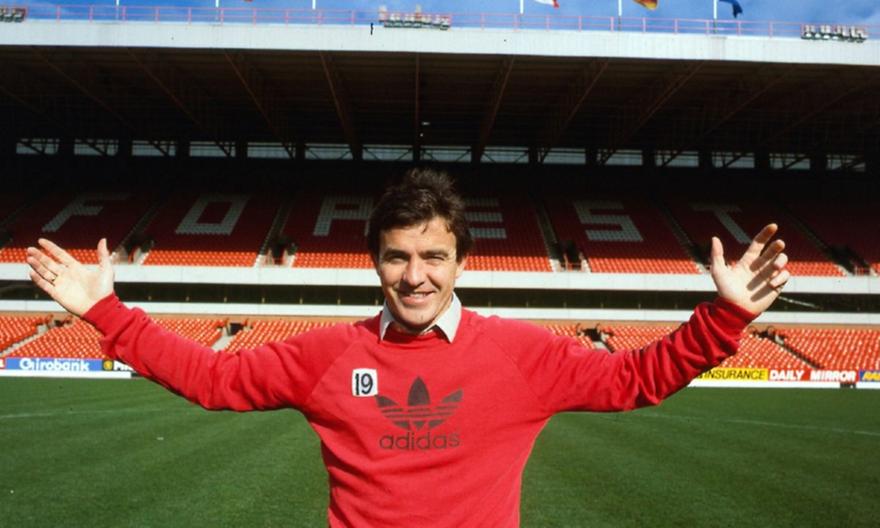 Ο Μαρινάκης ζήτησε το ένα πέταλο του City Ground να πάρει το όνομα του θρύλου της Νότιγχαμ που έφυγε από τη ζωή