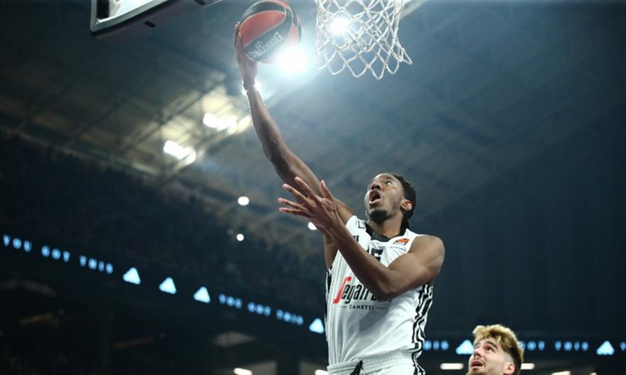 Ακέλε: «Κλειδί η άμυνα και η συγκέντρωση απέναντι στον Ολυμπιακό»