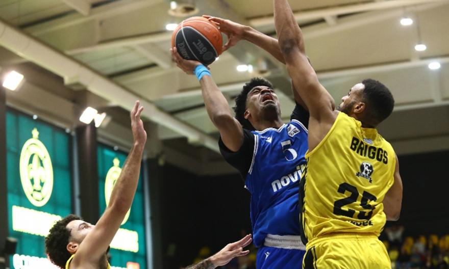 Κοντά στη Μύκονο ο Τζάστιν Μπριγκς