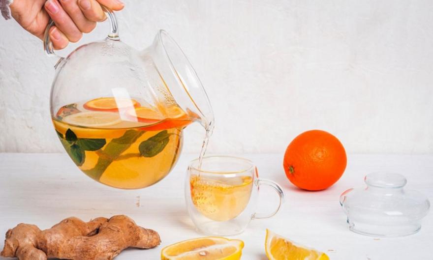 Τσάι με τζίντζερ, μέλι και φρέσκο πορτοκάλι για καλύτερη πέψη