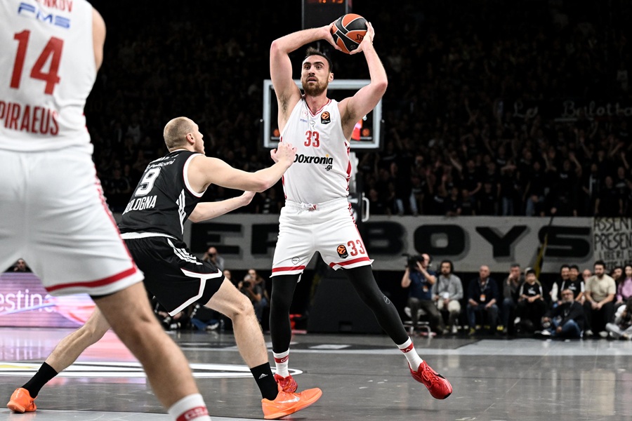 Ο Ολυμπιακός νίκησε την κακή του συνήθεια και κέρδισε χάρη στον καλύτερο στη θέση του