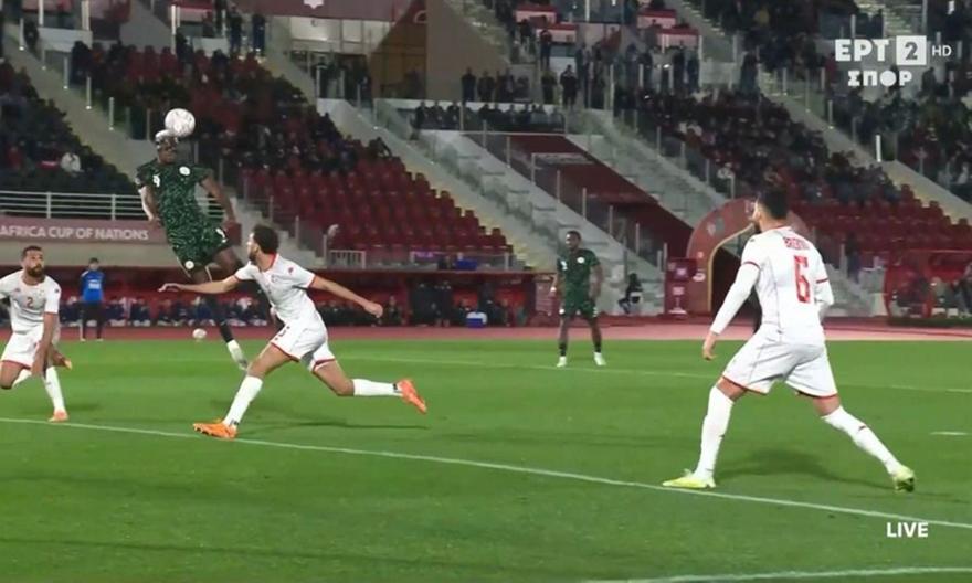 Προβάδισμα για τη Νιγηρία επί της Τυνησίας με όμορφη κεφαλιά του Οσιμέν