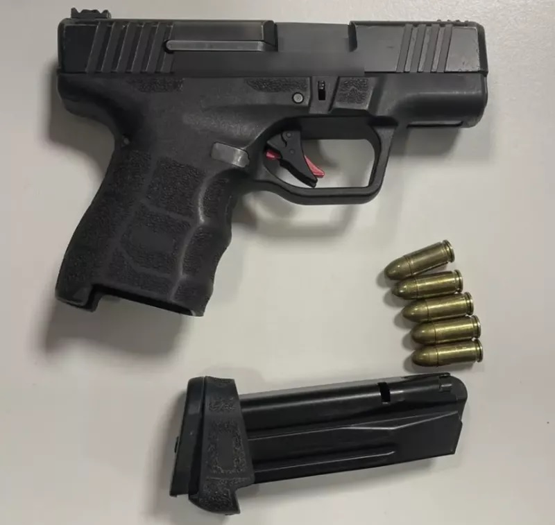 Σύλληψη 36χρονου στο κέντρο της Αθήνας - Επιχείρησε να τραβήξει πιστόλι σε έλεγχο