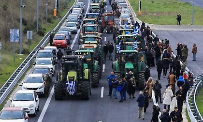 Πρωτοχρονιά στα μπλόκα θα κάνουν οι αγρότες – Στις 12:00 κλείνει η εθνική οδός στο ρεύμα προς Αθήνα