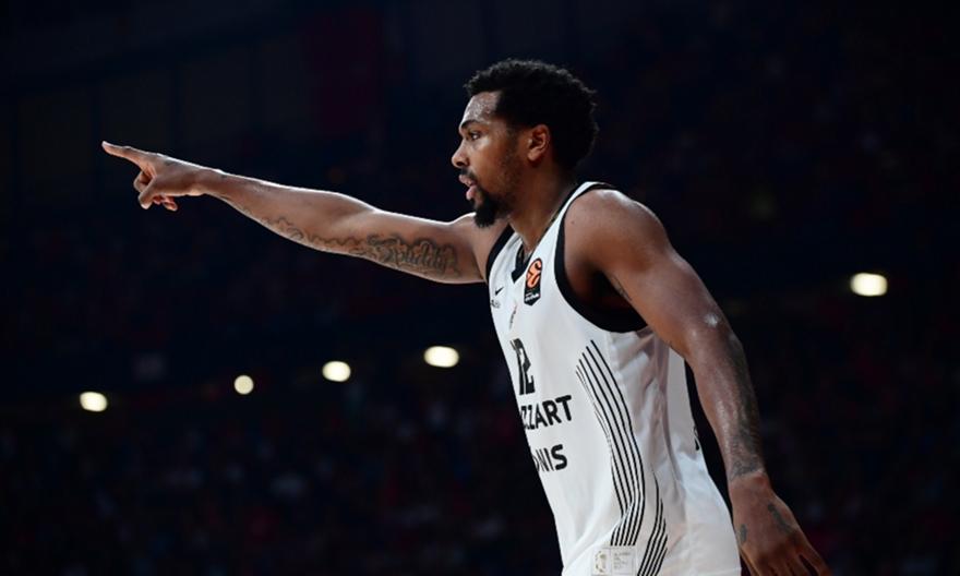 Ο τελευταίος να κλείσει την πόρτα: Στην έξοδο από την Παρτίζαν και ο Στέρλινγκ Μπράουν!