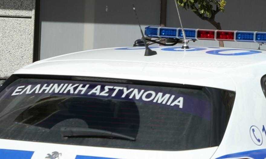 Καραμπόλα έξι αυτοκινήτων στην Αθηνών – Κορίνθου – Δύο ελαφρά τραυματίες